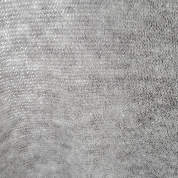 WOMENS SWEATER - Picture 3 of 5